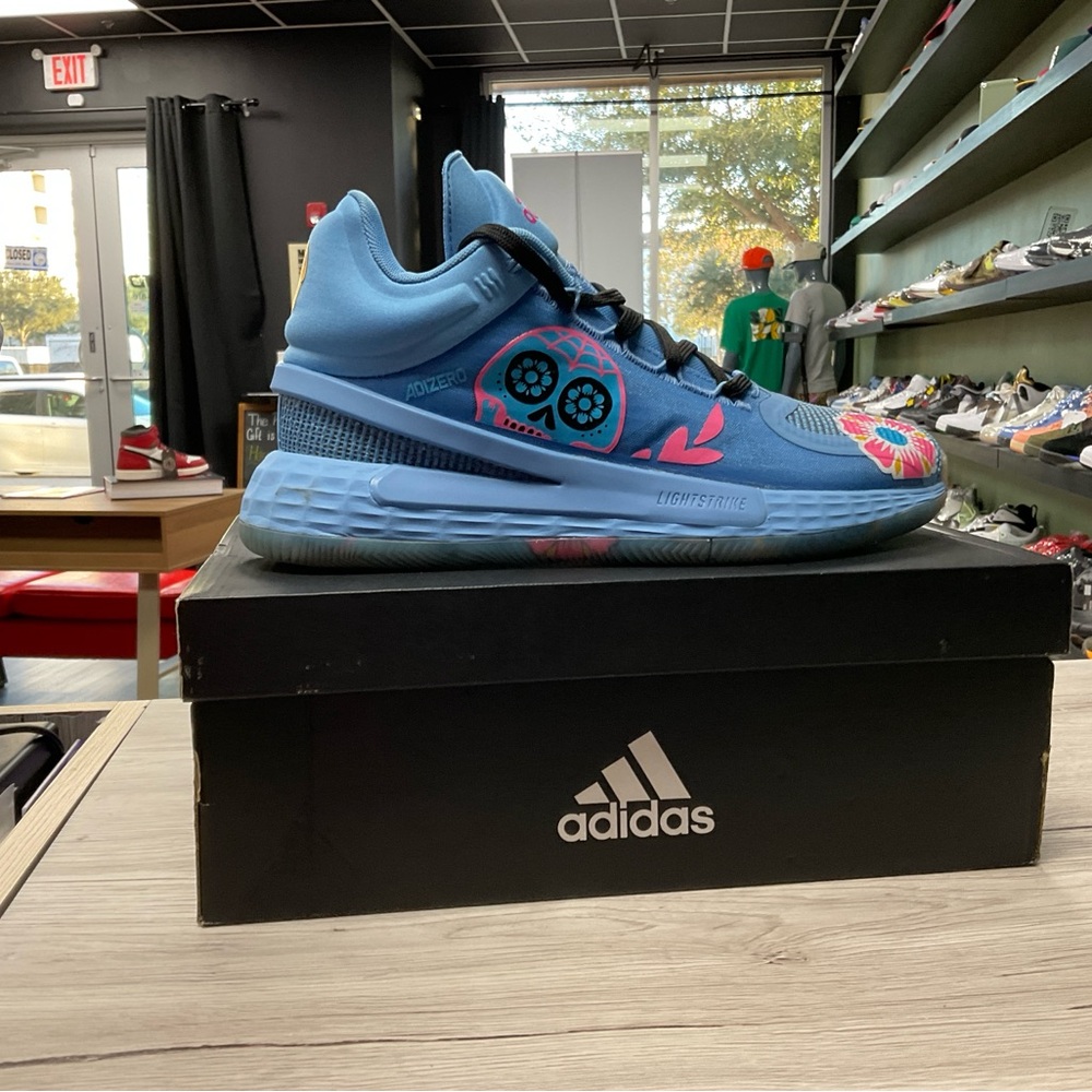 ADIDAS DERRICK ROSE 11 DAY OF DEAD SZ 9 USED